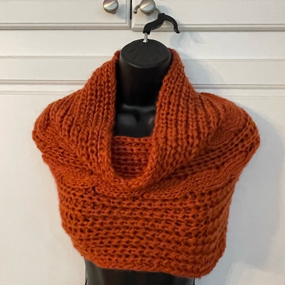 Infinity Scarf-cowl neck- handmade by me - knitted - autumn colors! Warm- pretty - Picture 2 of 6